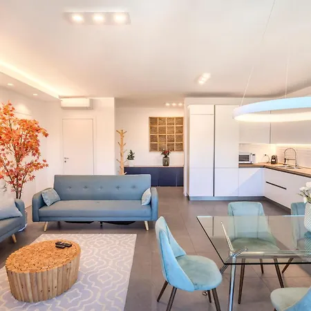 דירה Modern And Contemporary Flat קוארטו ד'אלטינו