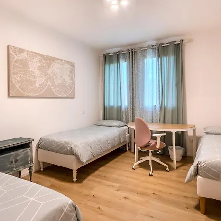 דירה Modern And Contemporary Flat קוארטו ד'אלטינו